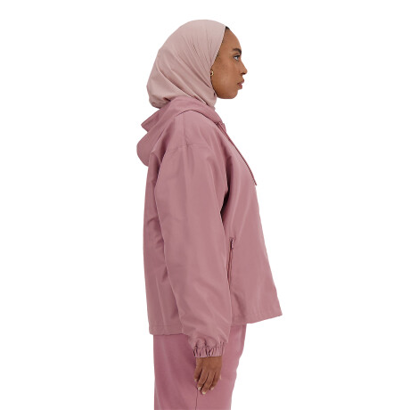 CAMPERA NEW BALANCE ICONIC COLLEGIATE WOVEN Dark Pink