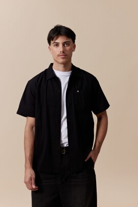 CAMISA TRAMA NEGRO