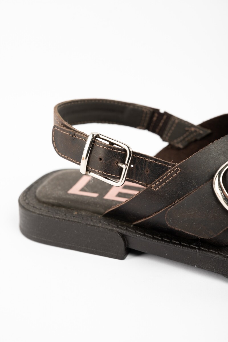 Sandalias Cruzadas De Cuero Chocolate