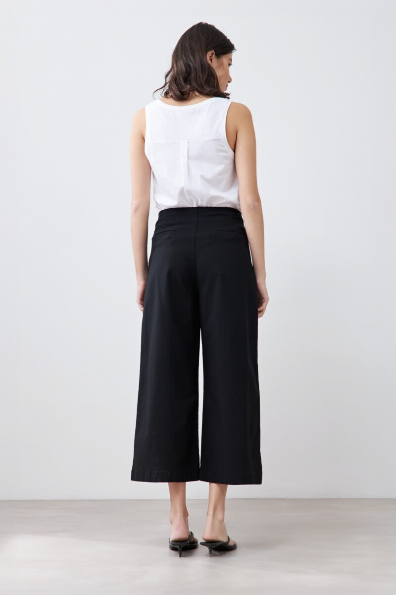 Pantalón culotte pierna ancha negro