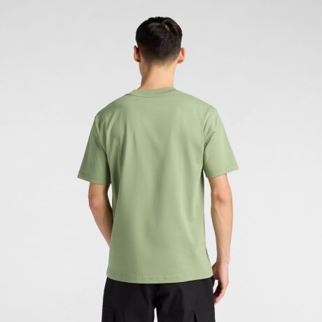 Remera New Balance de Hombre - Athletics - MT41533AAR GREEN OLIVE