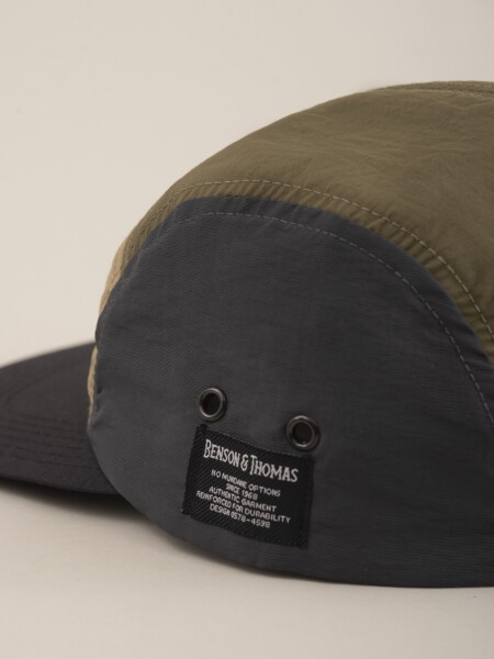 HAT RIGA VERDE/NEGRO
