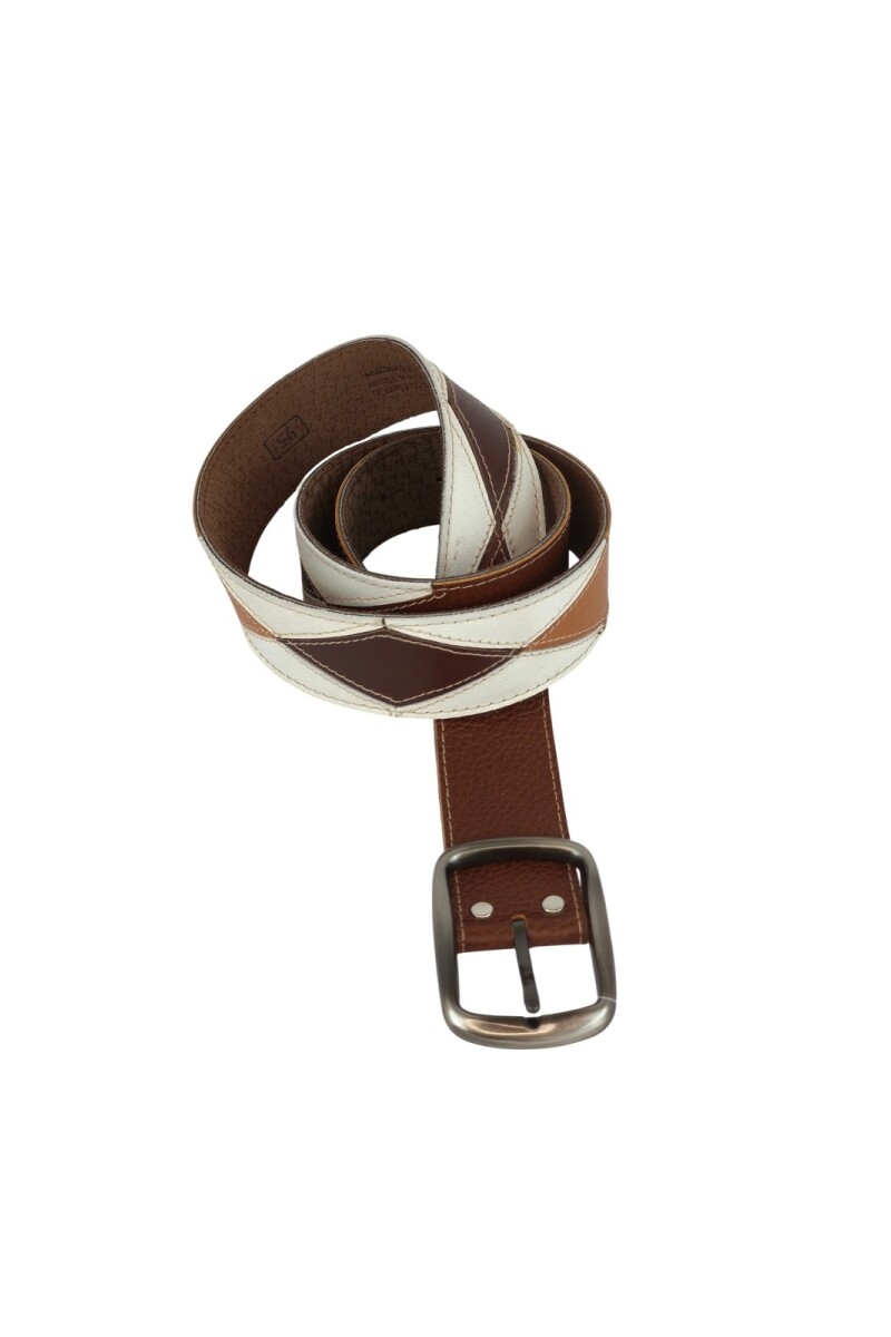 Cinto de mujer con detalles en cuero Cinto de mujer con detalles en cuero