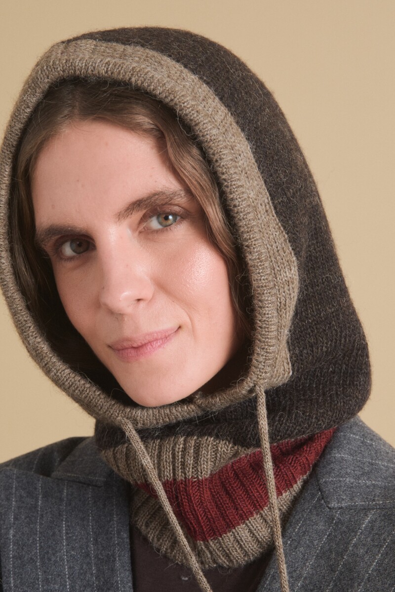 CAPUCHA GORRO Marron