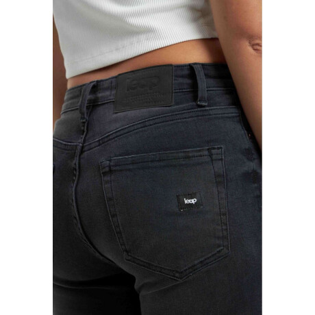 Jean Perla Black Stone W24