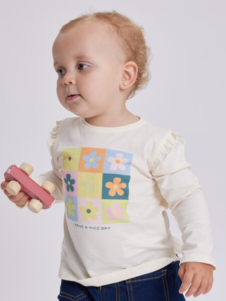 Remera manga larga Flores Crudo
