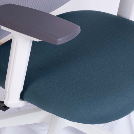 SILLA DE OFICINA MALLA BLANCO DAMASCO