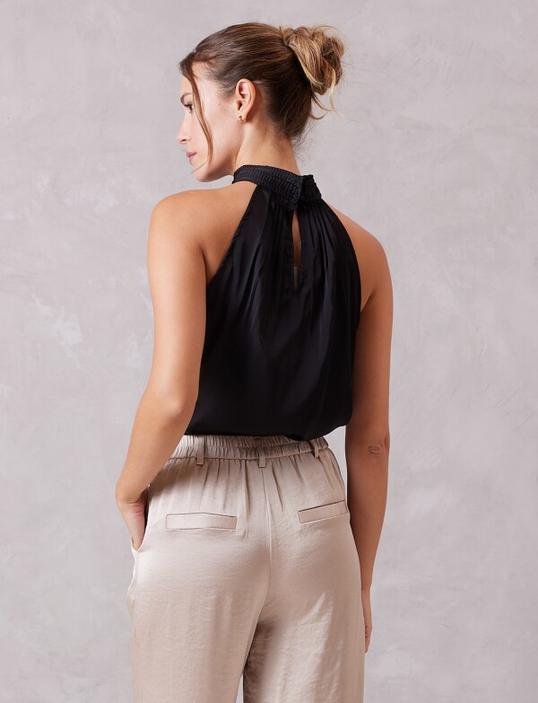 Blusa Halter Plisada NEGRO