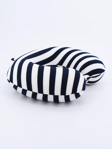 ALMOHADA DE VIAJE DE MEMORIA NEGRO
