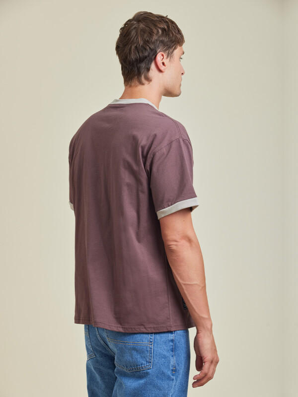 T-SHIRT RUNEL RUSTY MarrÓn