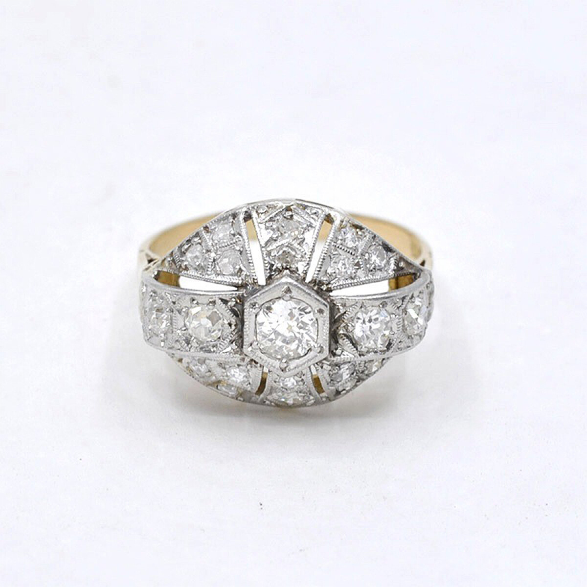Anillo Antiguo En Oro 18K, Brillantes Y Diamantes 