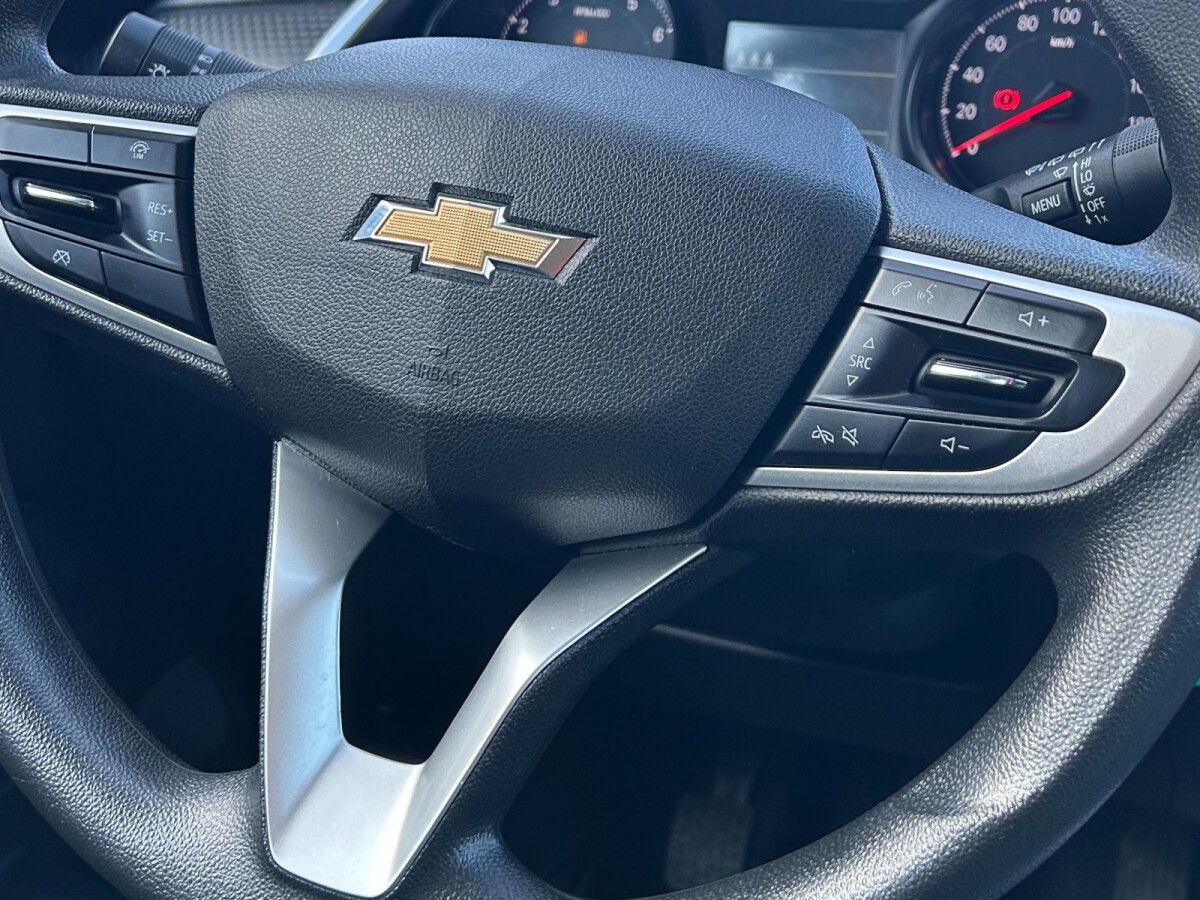 Chevrolet Onix LT 1.0 Extra Full 2024 (Descuenta IVA) Chevrolet Onix LT 1.0 Extra Full 2024 (Descuenta IVA)