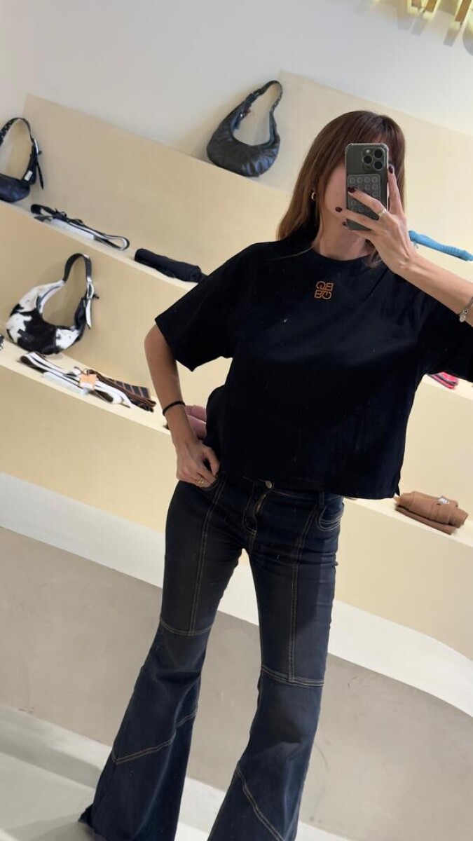 Remera Tag - Negro 