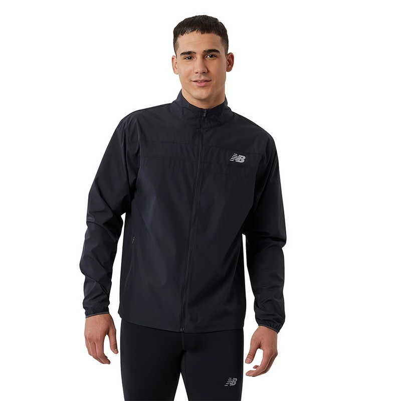 Campera New Balance Accelerate Negro