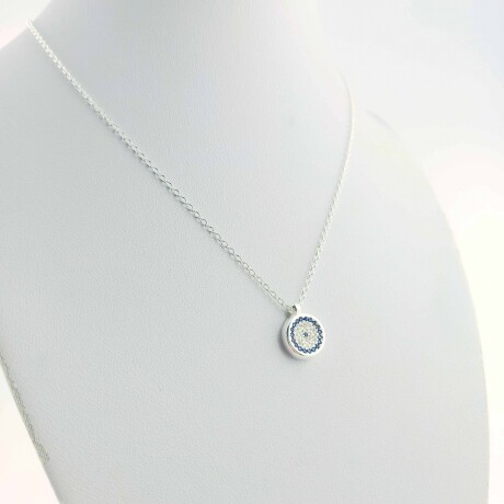Cadena con dije de plata 925 y circonias. Linea Nazar. Cadena con dije de plata 925 y circonias. Linea Nazar.