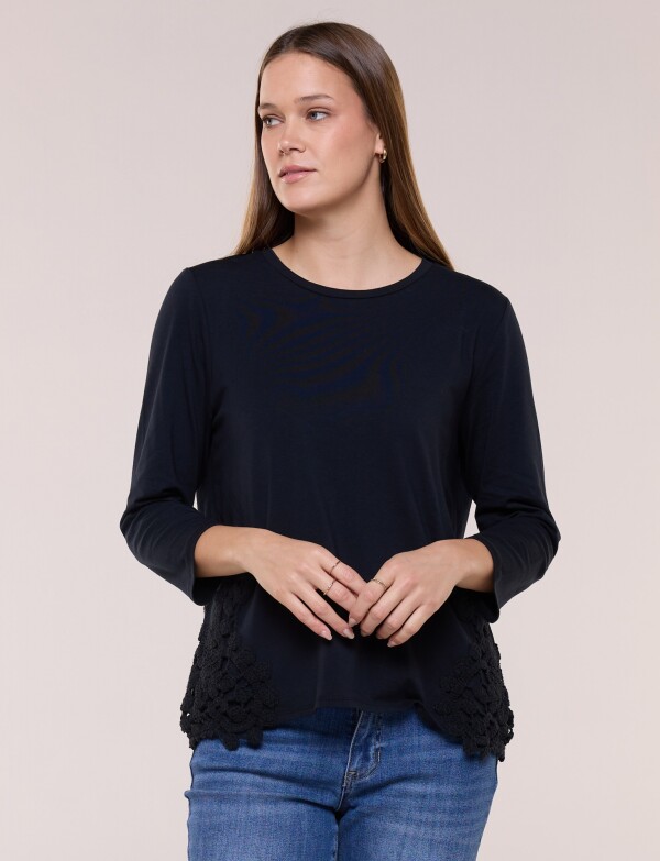 Remera De Algodón Con Aplique NEGRO