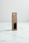 Caja c/ventana 1 botella 9x9x38,5 - 37274 - MATELASSE CUOIO Caja c/ventana 1 botella 9x9x38,5 - 37274 - MATELASSE CUOIO