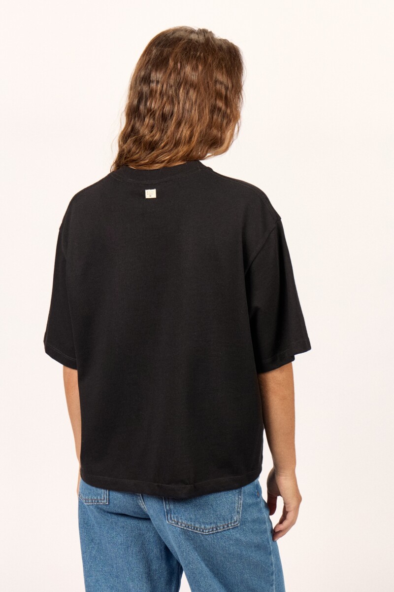 REMERA SURF HIGH BOXY TEE J-negro