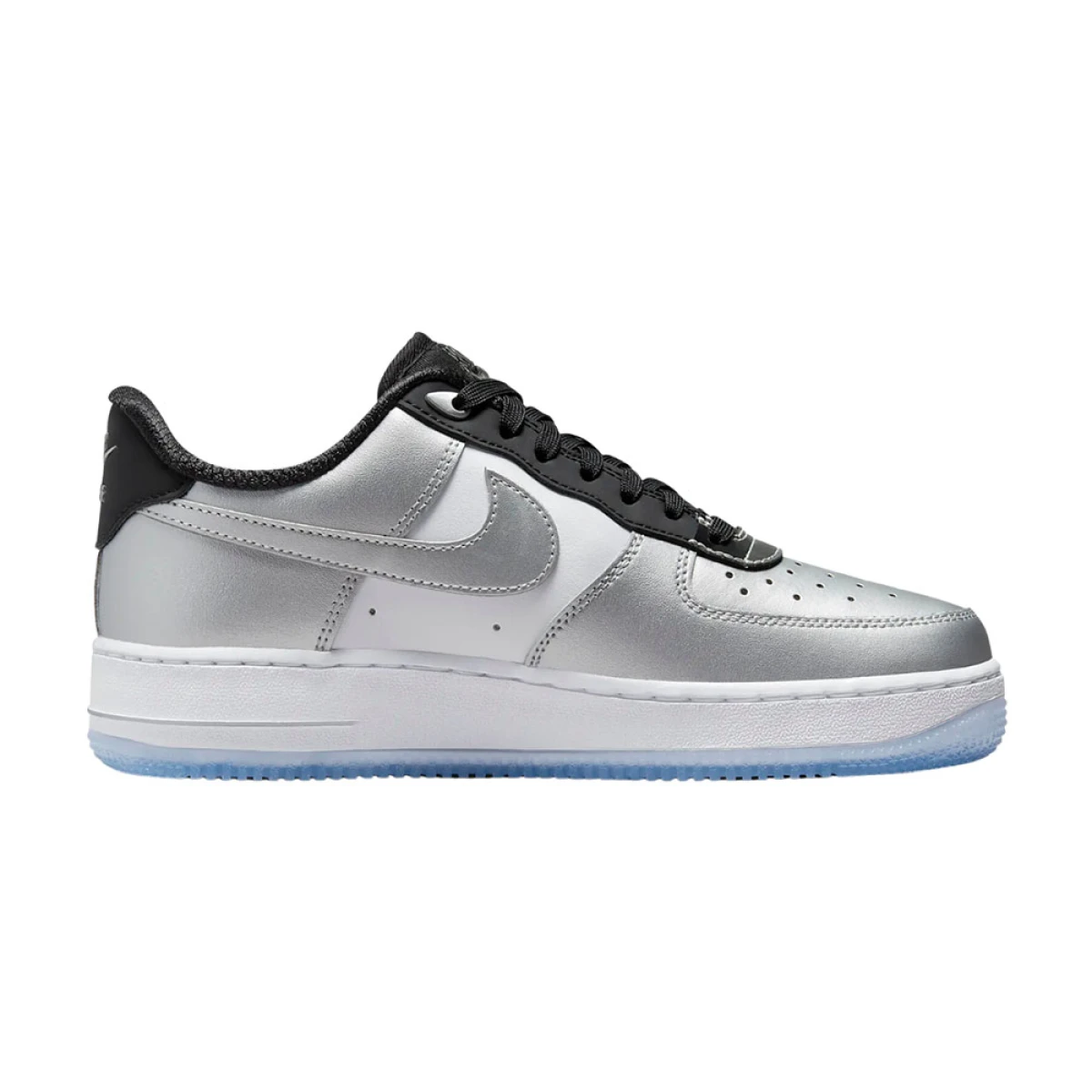 NIKE AIR FORCE 1 07 SE - Black 