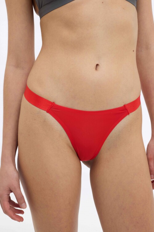 Colaless Emiliana Rojo