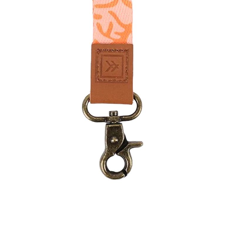 Llavero Thread Neck Lanyard - Coral Llavero Thread Neck Lanyard - Coral
