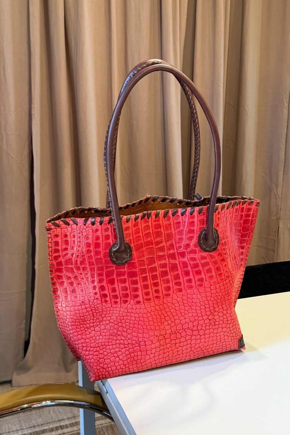 All Season Bag Rojo / Chocolate