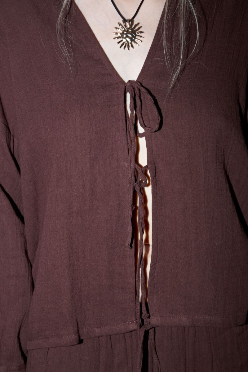 Camisa para atar marrón