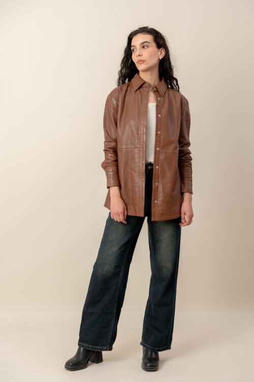 Sobre camisa cuero Cognac