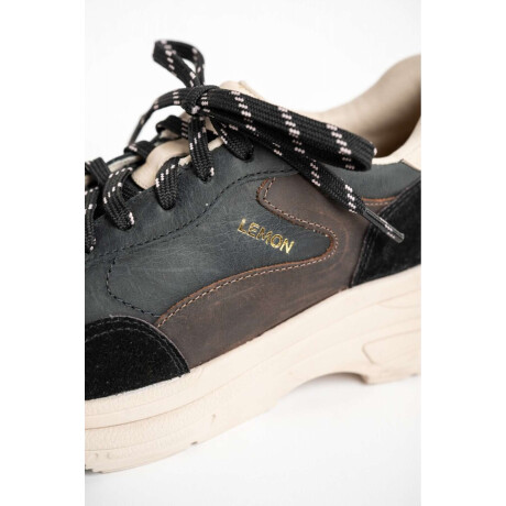 Zapatilla Cuero Negro