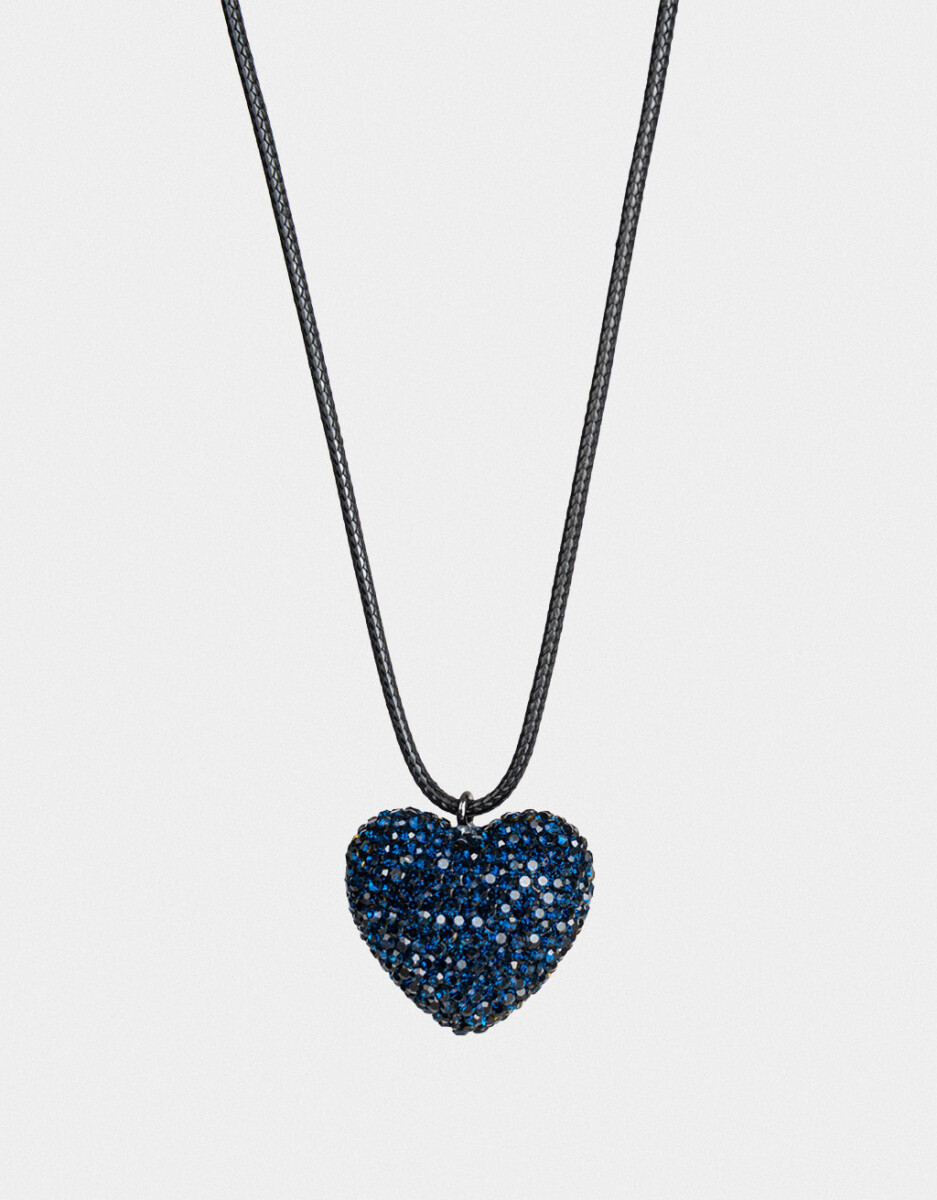 Collar Corto Con Corazón 