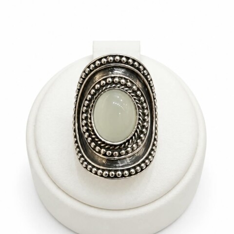 Anillo con piedra natural Calcedonia Anillo con piedra natural Calcedonia