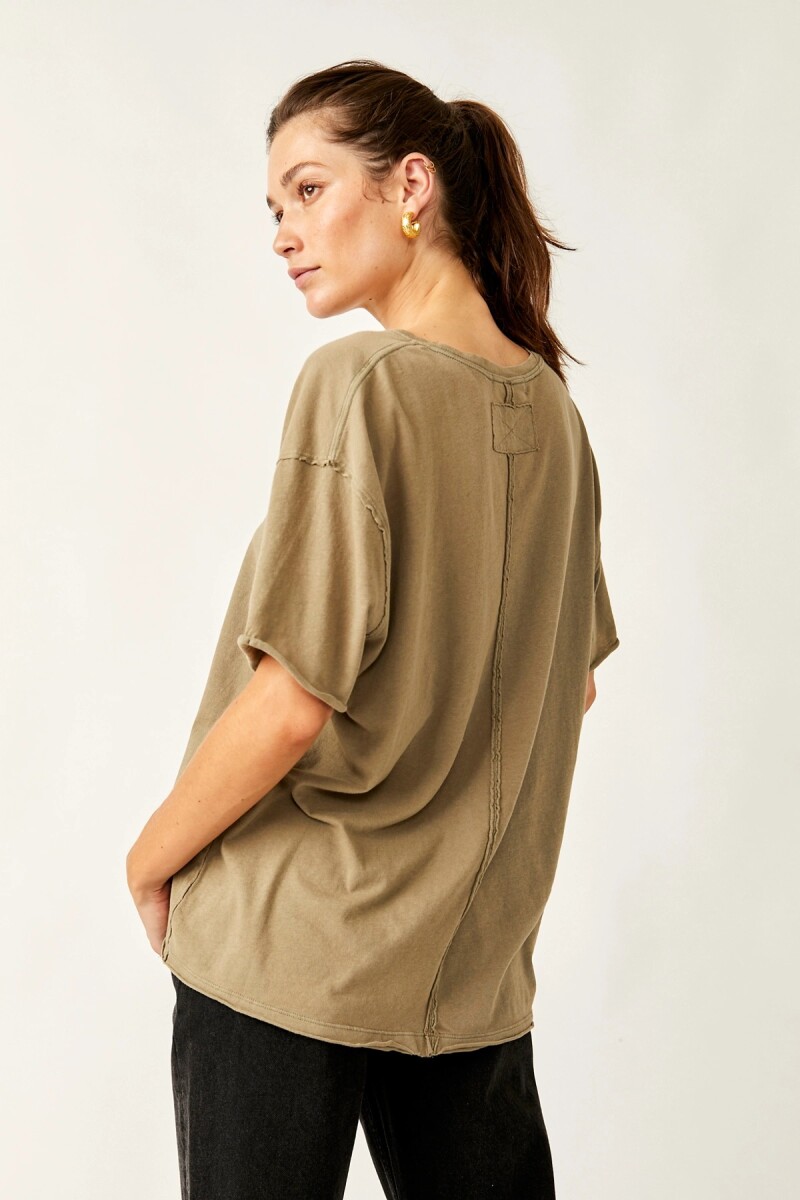 REMERA NINA Verde