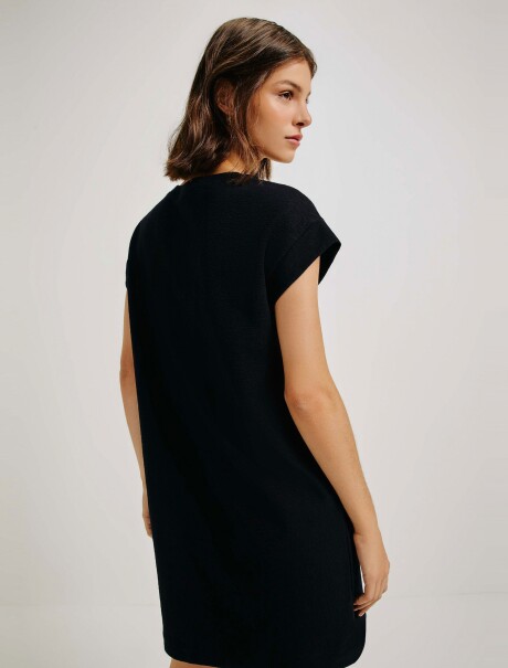 VESTIDO BÁSICO CORTO NEGRO