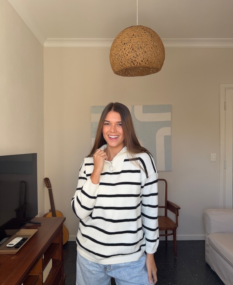Buzo Sara negro