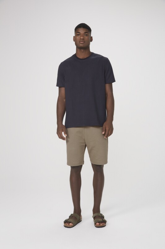 CAMISETA MM MASC PRETO ESCURO