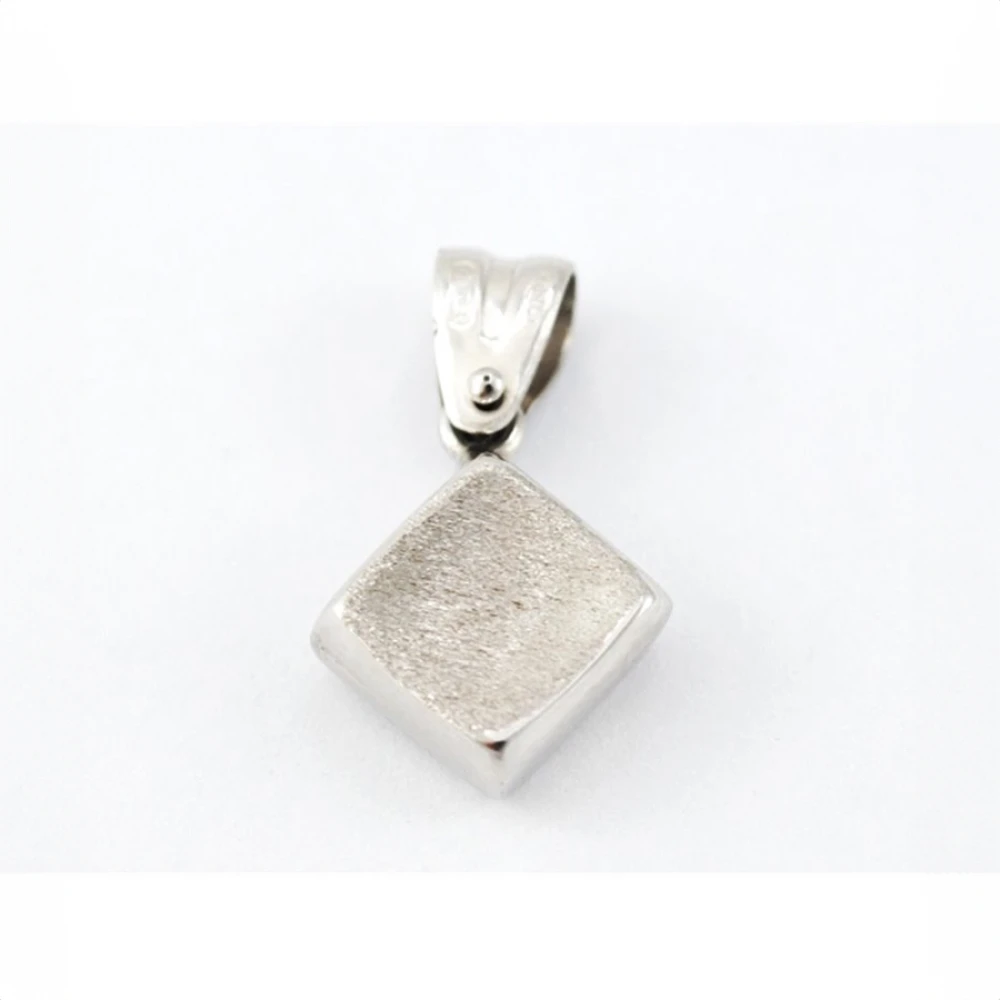 Dije Oro Blanco 18 K Dije Oro Blanco 18 K