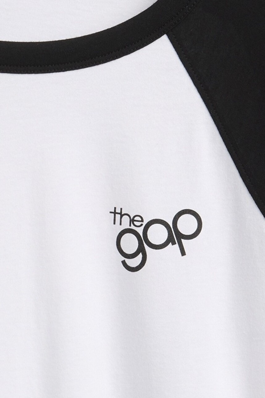 Remera Logo Gap Mujer Black 1