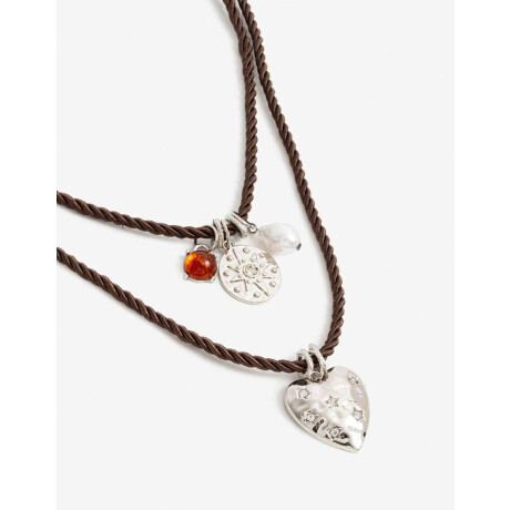 Collar Multilayer Con Corazón Plateado