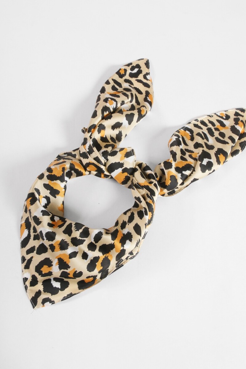 Pañuelo animal print beige