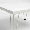 Mesa Ratona blanca con patas de metal - PRODUCTO CON DETALLES Mesa Ratona blanca con patas de metal - PRODUCTO CON DETALLES
