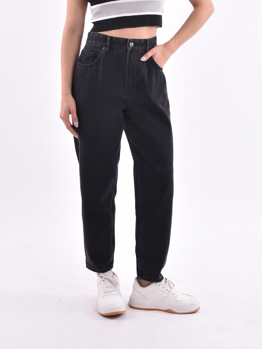 JEAN CHAR MOM FIT - NEGRO 
