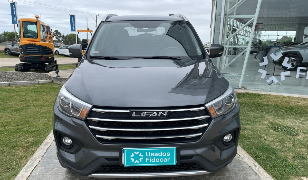 Lifan X70 2.0 MT Full Tech - 2019 Lifan X70 2.0 MT Full Tech - 2019