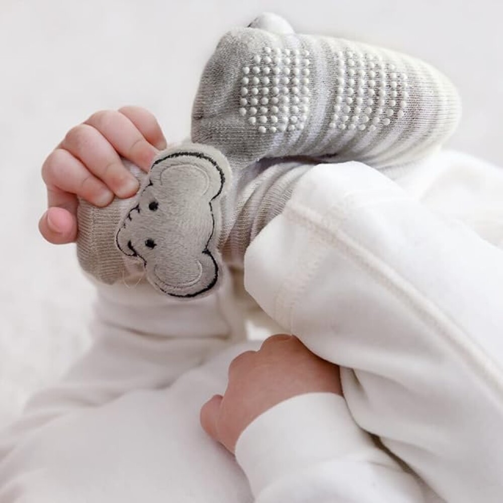 Medias con sonajero Anti deslizante BUBA Gris