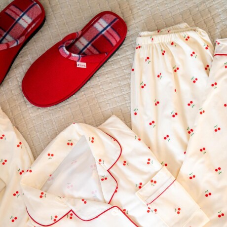 Pijama 3 piezas cerezas Pijama 3 piezas cerezas