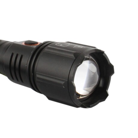 Linterna Foco Zoom Arye Recargable 600 mts Linterna Foco Zoom Arye Recargable 600 mts