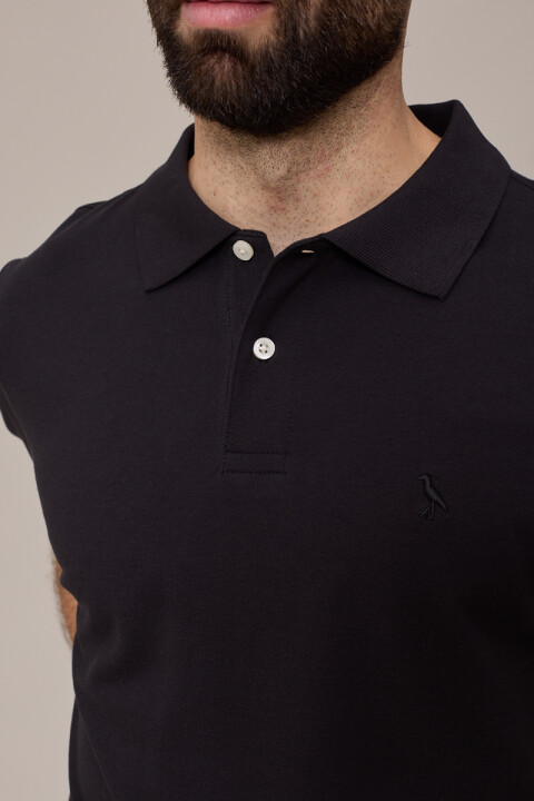 POLO ARUNO POLANCO Negro