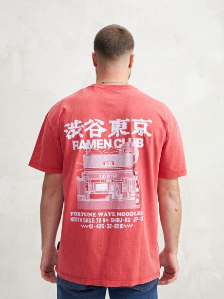 REMERA RAMEN ROJO
