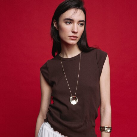 REMERA NEMI Chocolate