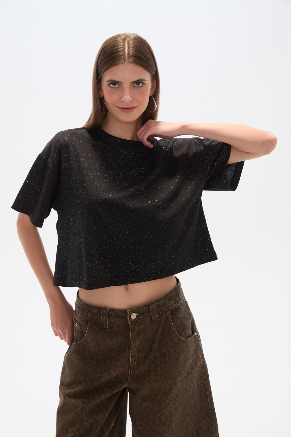 Remera Eniemo Negro
