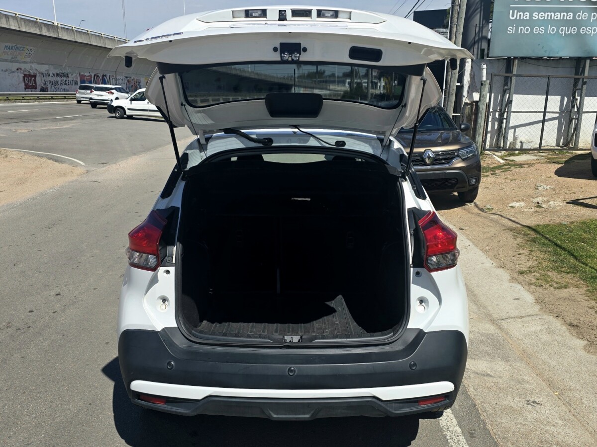 Nissan Kicks Exclusive EXCELENTE ESTADO | Permuta / Financia Nissan Kicks Exclusive EXCELENTE ESTADO | Permuta / Financia